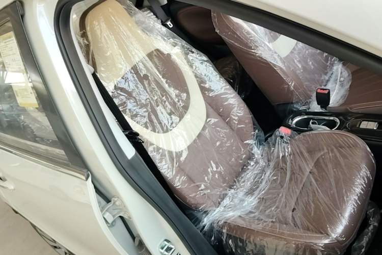 Used Wuling Bingo 2024 333 km Enjoyment Version Right Front Seat