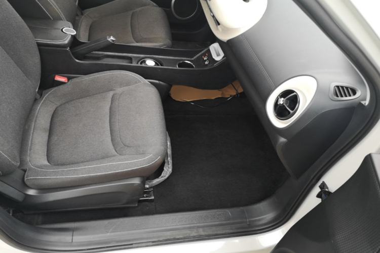 Used Wuling Bingo 2024 203km Light Edition Right Front Seat