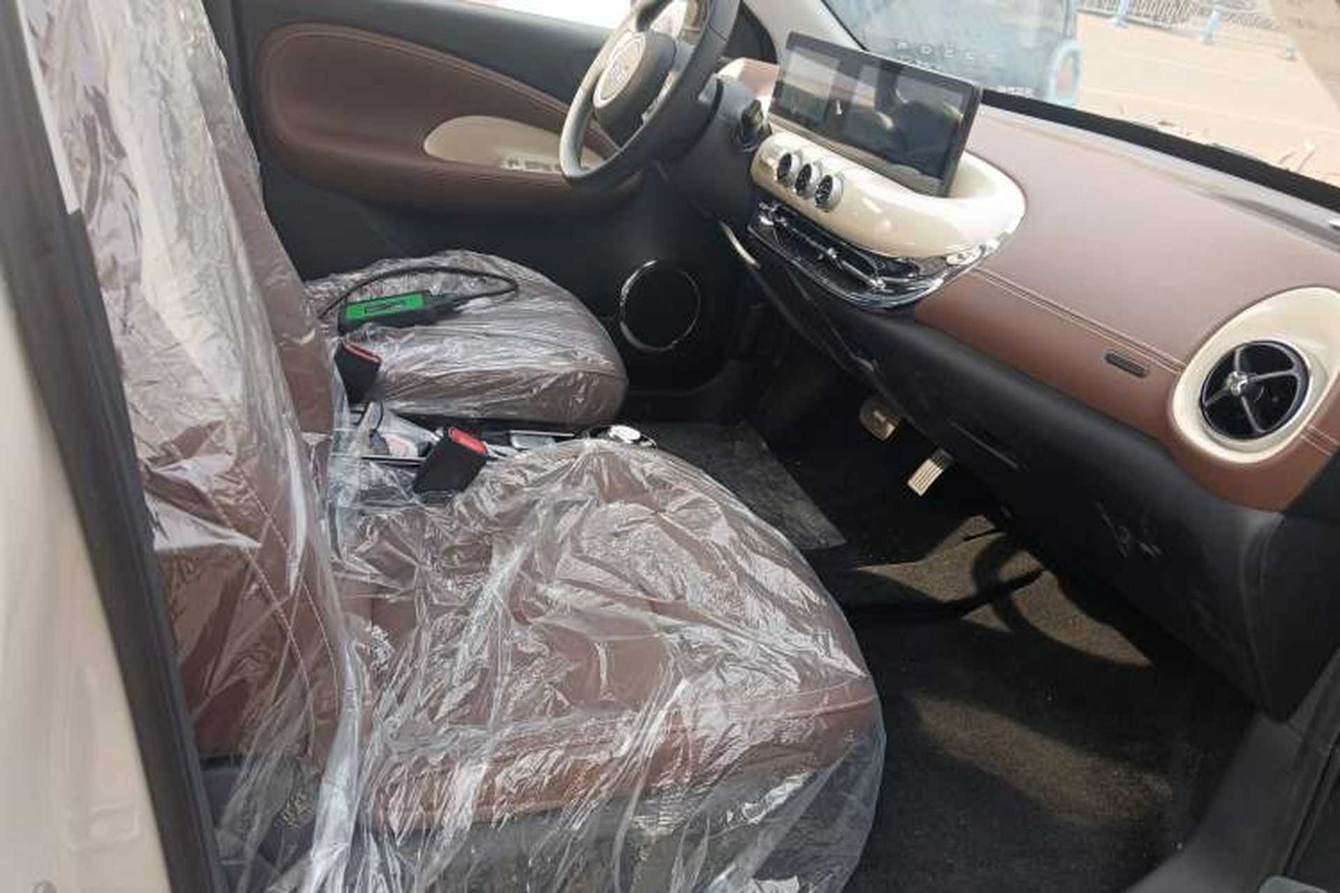 Used Wuling Bingo 2024 333 km Enjoyment Version Right Front Seat
