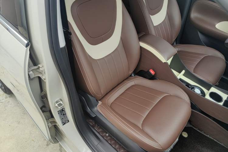 Used Wuling Bingo 2024 333 km Enjoyment Version Right Front Seat