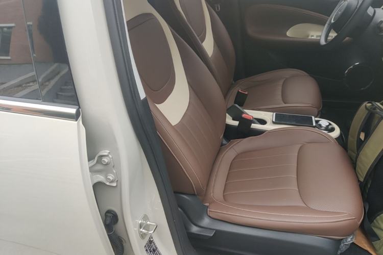 Used Wuling Bingo 2024 333 km Enjoyment Version Right Front Seat