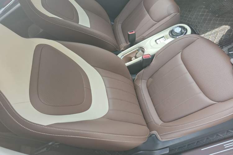 Used Wuling Bingo 2024 333 km Enjoyment Version Right Front Seat