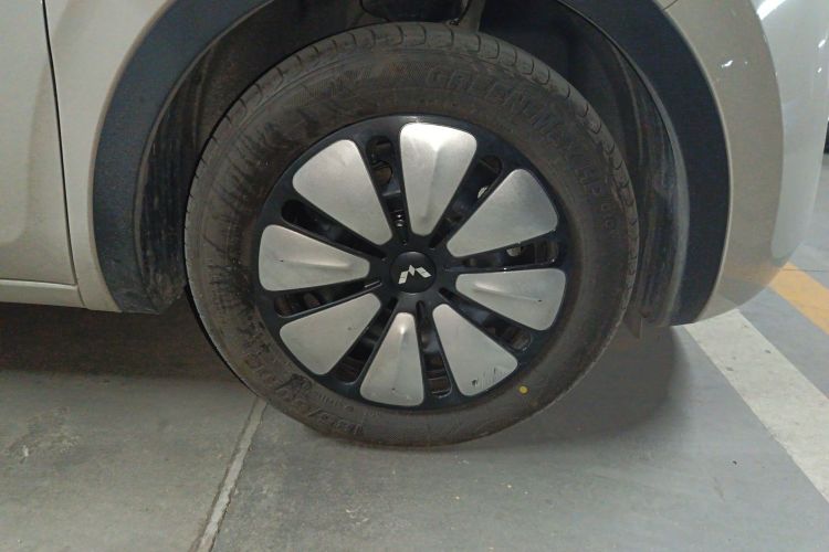 Used Wuling Bingo 2024 333 km Enjoyment Version Right Front Wheel Hub