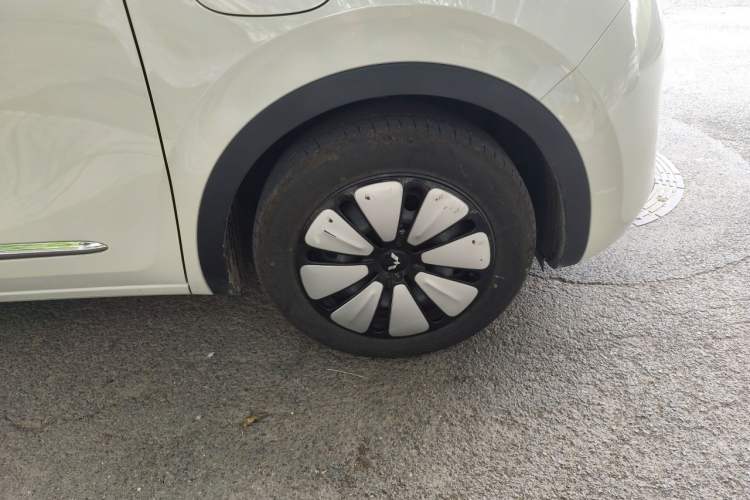 Used Wuling Bingo 2024 333 km Enjoyment Version Right Front Wheel Hub
