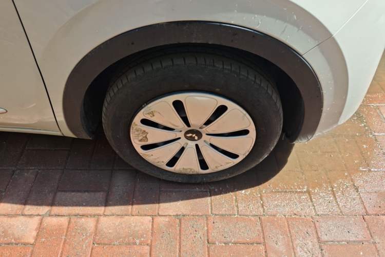 Used Wuling Bingo 2024 203km Light Edition Right Front Wheel Hub