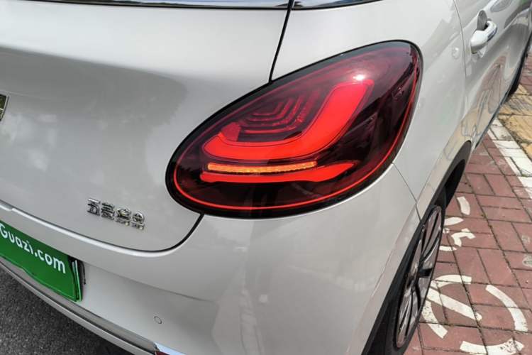 Used Wuling Bingo 2024 333 km Enjoyment Version Right Rear Taillight