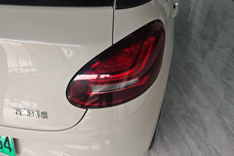 Used Wuling Bingo 2024 203km Light Edition Right Rear Taillight