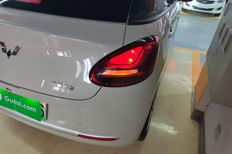 Used Wuling Bingo 2024 203km Light Edition Right Rear Taillight
