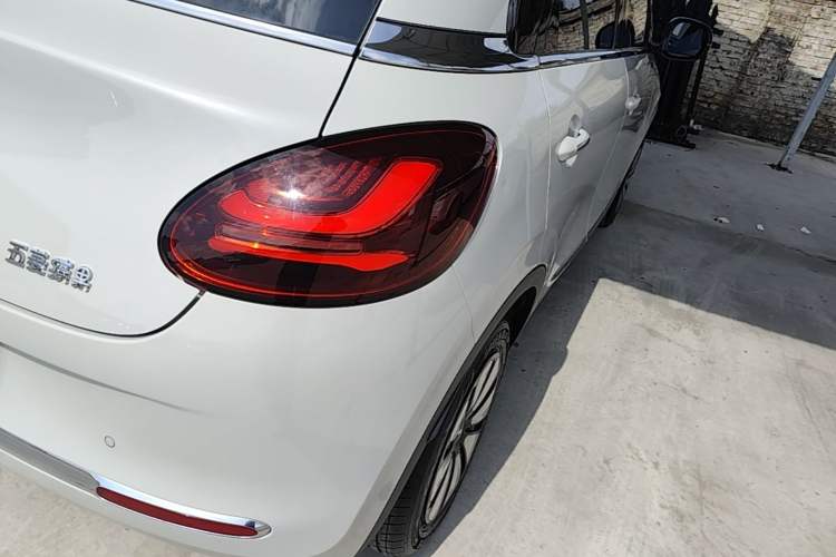 Used Wuling Bingo 2024 333 km Enjoyment Version Right Rear Taillight