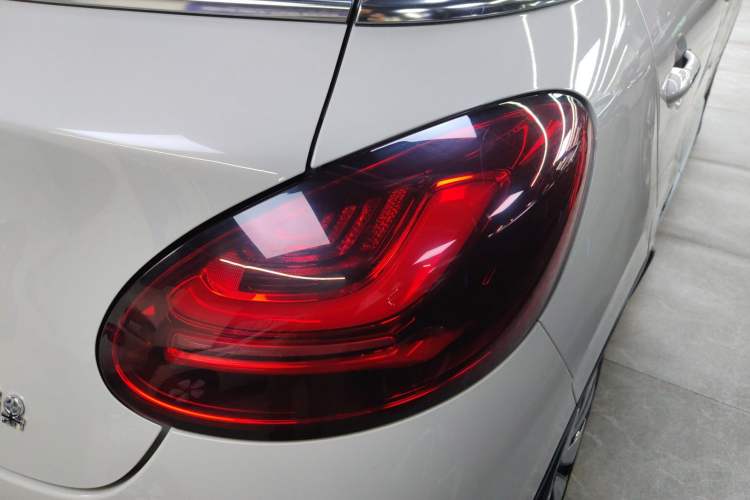 Used Wuling Bingo 2024 333 km Enjoyment Version Right Rear Taillight