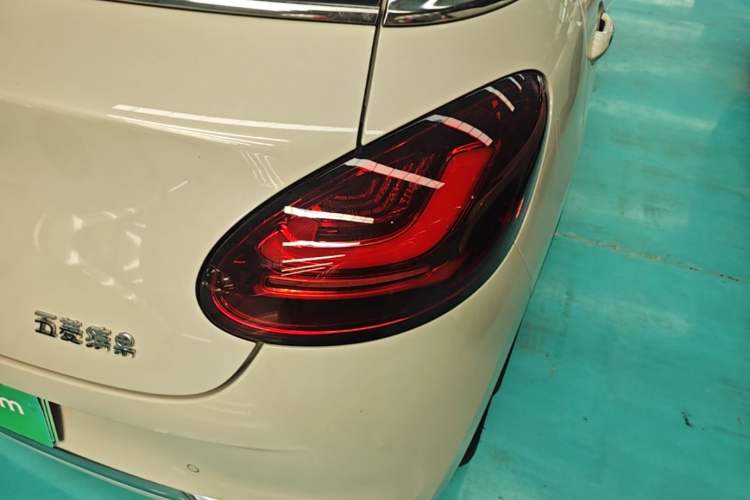 Used Wuling Bingo 2024 333 km Enjoyment Version Right Rear Taillight