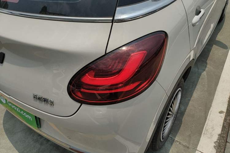 Used Wuling Bingo 2024 333 km Enjoyment Version Right Rear Taillight