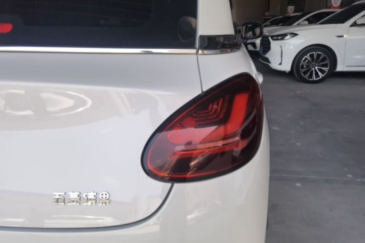 Used Wuling Bingo 2024 333 km Enjoyment Version Right Rear Taillight