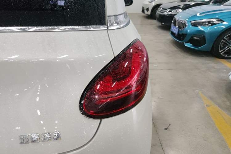 Used Wuling Bingo 2024 333 km Enjoyment Version Right Rear Taillight
