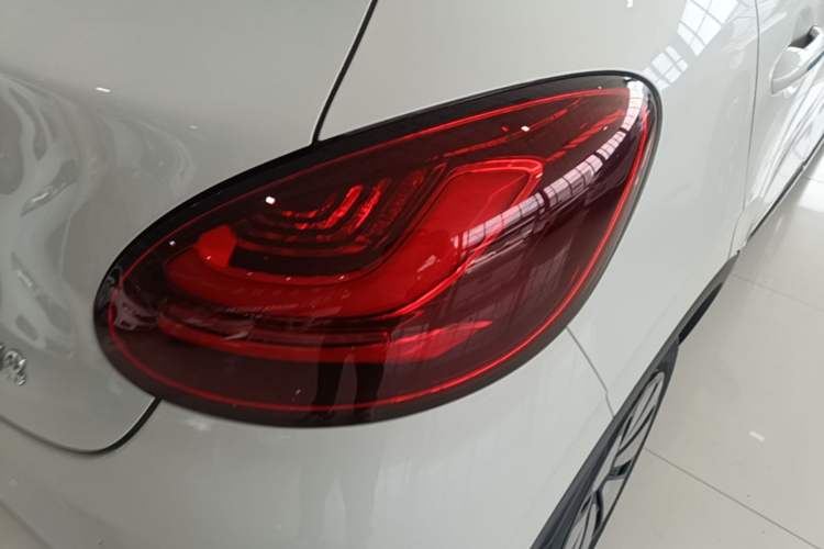 Used Wuling Bingo 2024 333 km Enjoyment Version Right Rear Taillight