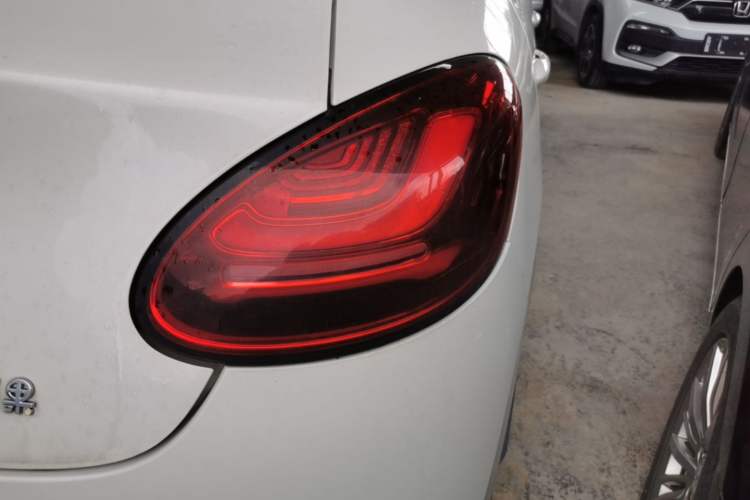 Used Wuling Bingo 2024 333 km Enjoyment Version Right Rear Taillight