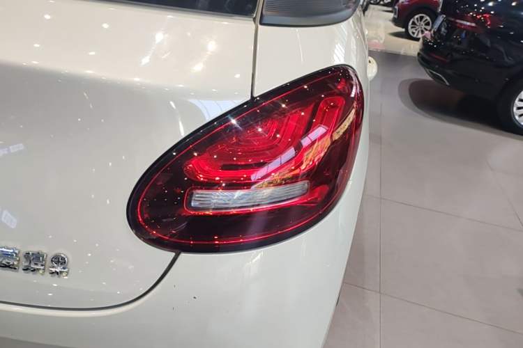 Used Wuling Bingo 2024 203km Light Edition Right Rear Taillight
