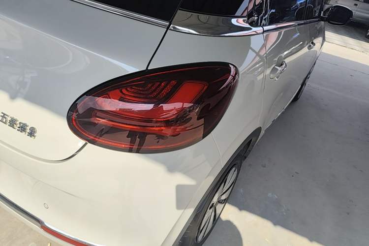 Used Wuling Bingo 2024 333 km Enjoyment Version Right Rear Taillight