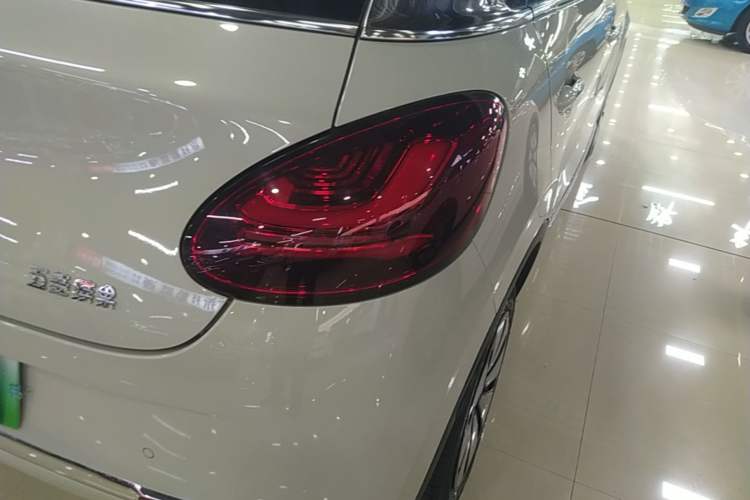 Used Wuling Bingo 2024 333 km Enjoyment Version Right Rear Taillight