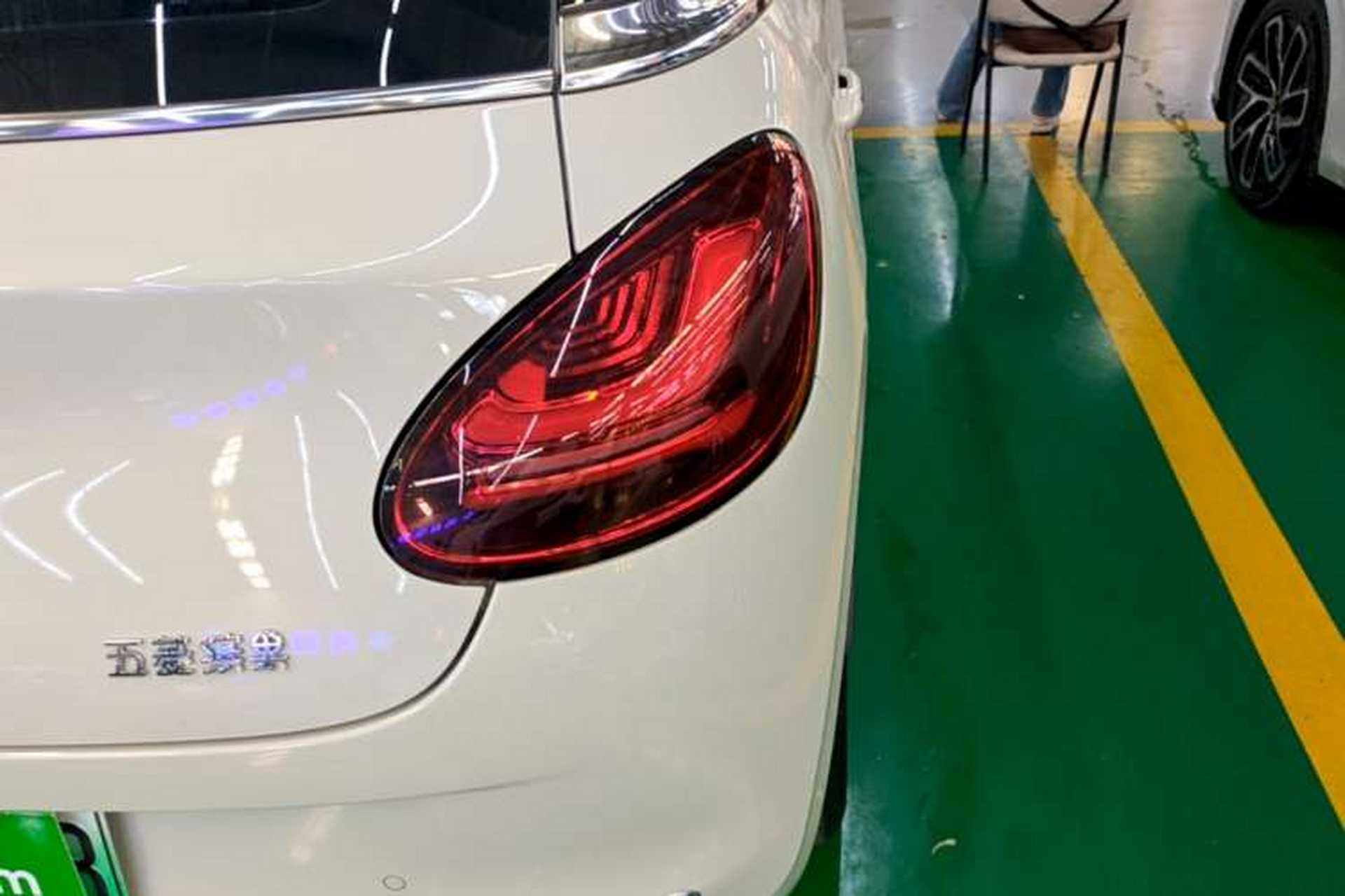 Used Wuling Bingo 2024 333 km Lingxi Connected Version Right Rear Taillight