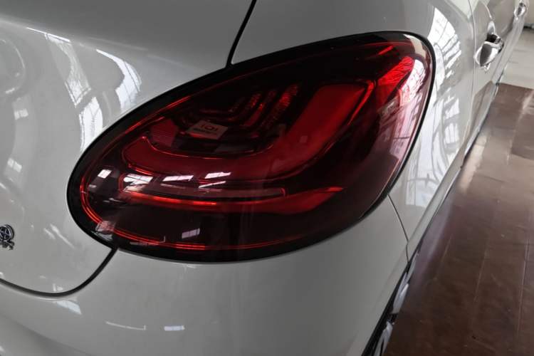 Used Wuling Bingo 2024 333 km Enjoyment Version Right Rear Taillight