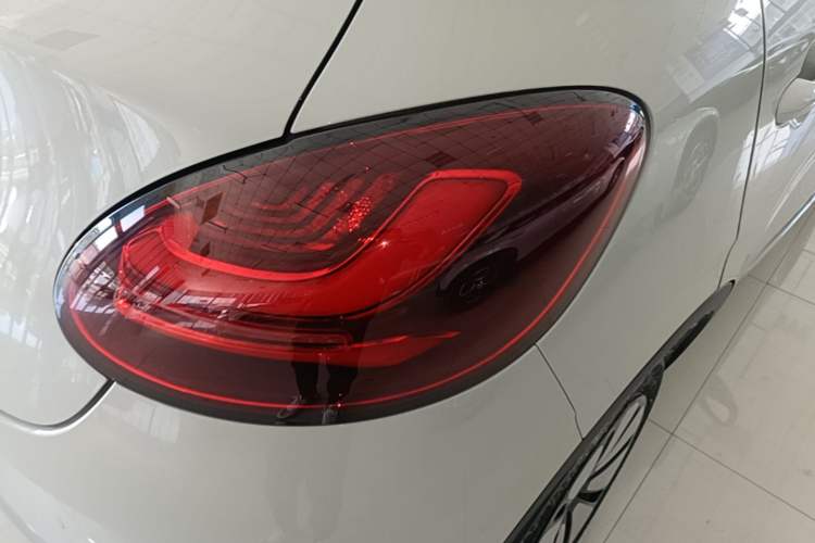 Used Wuling Bingo 2024 333 km Enjoyment Version Right Rear Taillight