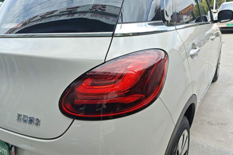 Used Wuling Bingo 2024 333 km Enjoyment Version Right Rear Taillight