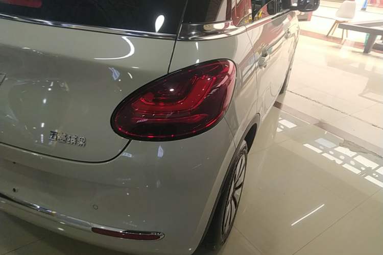 Used Wuling Bingo 2024 333 km Lingxi Connected Version Right Rear Taillight