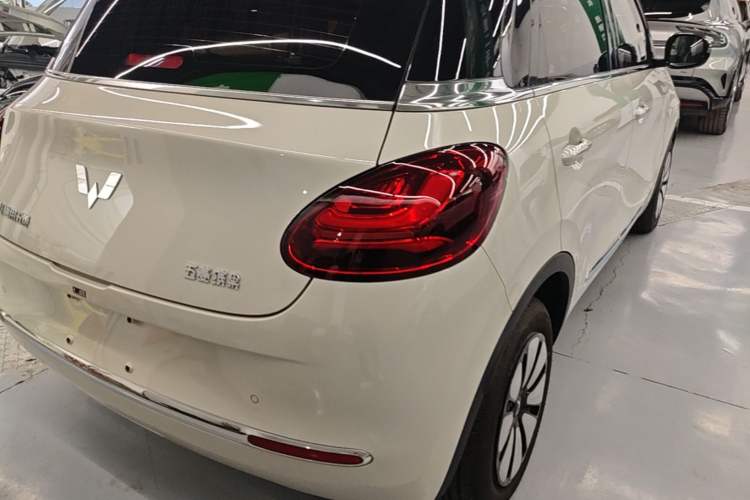 Used Wuling Bingo 2024 333 km Enjoyment Version Right Rear Taillight