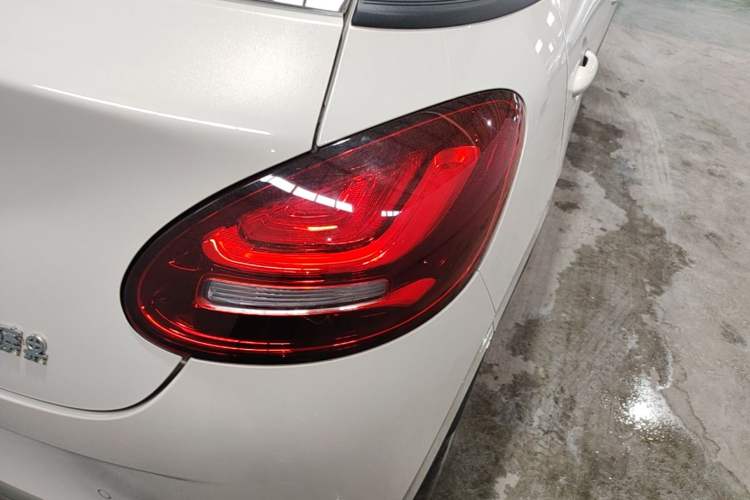 Used Wuling Bingo 2024 203km Light Edition Right Rear Taillight