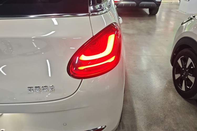 Used Wuling Bingo 2024 333 km Enjoyment Version Right Rear Taillight