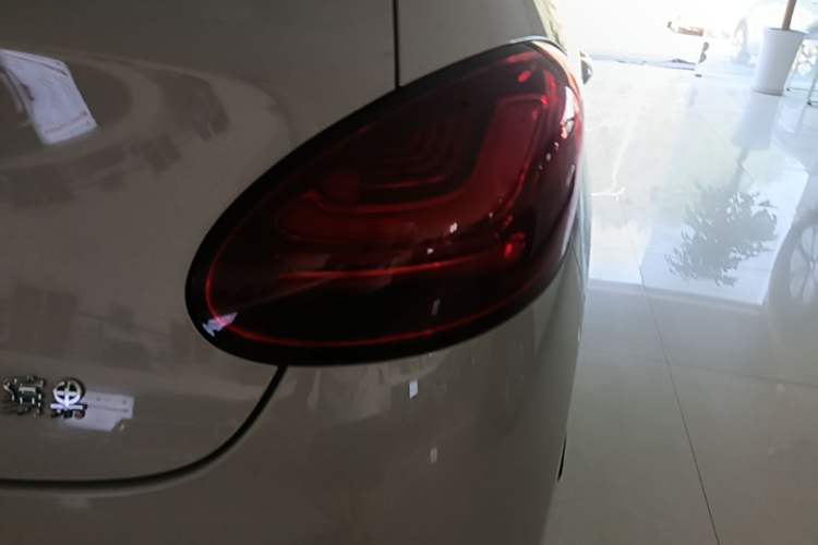Used Wuling Bingo 2024 333 km Enjoyment Version Right Rear Taillight