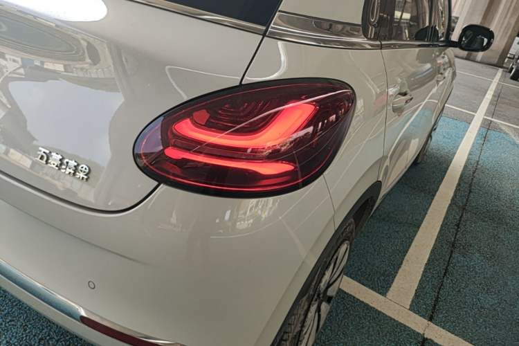 Used Wuling Bingo 2024 333 km Enjoyment Version Right Rear Taillight