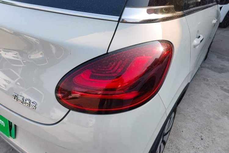 Used Wuling Bingo 2024 333 km Enjoyment Version Right Rear Taillight