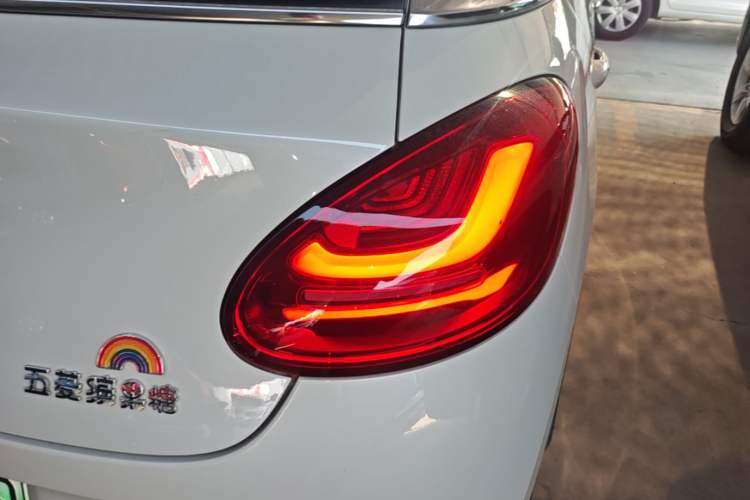 Used Wuling Bingo 2024 333 km Lingxi Connected Version Right Rear Taillight