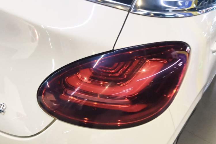 Used Wuling Bingo 2024 333 km Enjoyment Version Right Rear Taillight