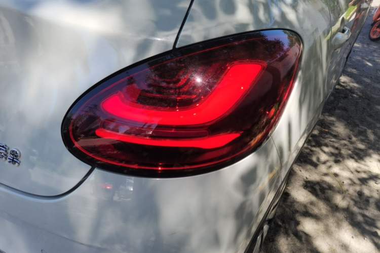 Used Wuling Bingo 2024 333 km Enjoyment Version Right Rear Taillight