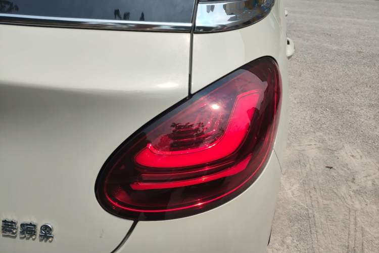 Used Wuling Bingo 2024 333 km Enjoyment Version Right Rear Taillight