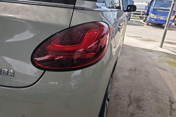 Used Wuling Bingo 2024 333 km Enjoyment Version Right Rear Taillight