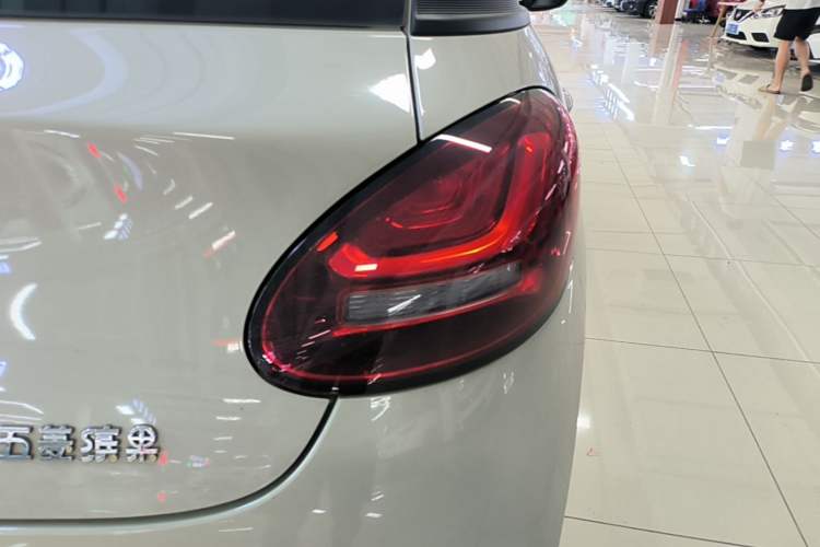 Used Wuling Bingo 2024 203km Light Edition Right Rear Taillight
