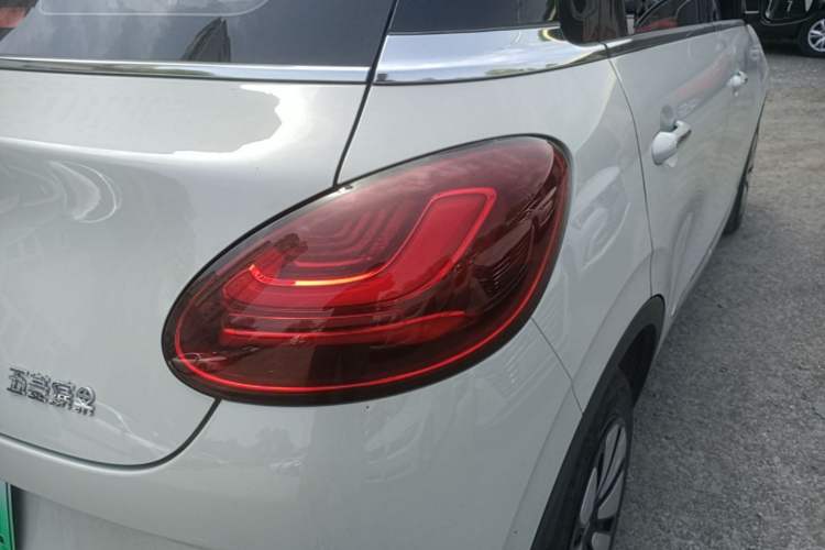 Used Wuling Bingo 2024 333 km Enjoyment Version Right Rear Taillight