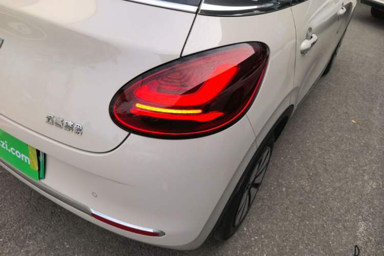 Used Wuling Bingo 2024 333 km Enjoyment Version Right Rear Taillight