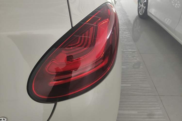 Used Wuling Bingo 2024 333 km Enjoyment Version Right Rear Taillight