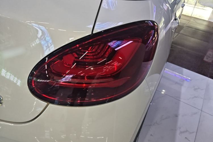 Used Wuling Bingo 2024 333 km Enjoyment Version Right Rear Taillight
