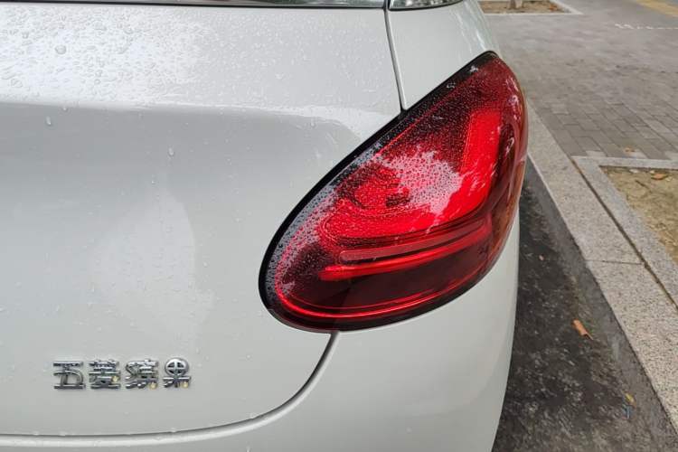 Used Wuling Bingo 2024 333 km Enjoyment Version Right Rear Taillight
