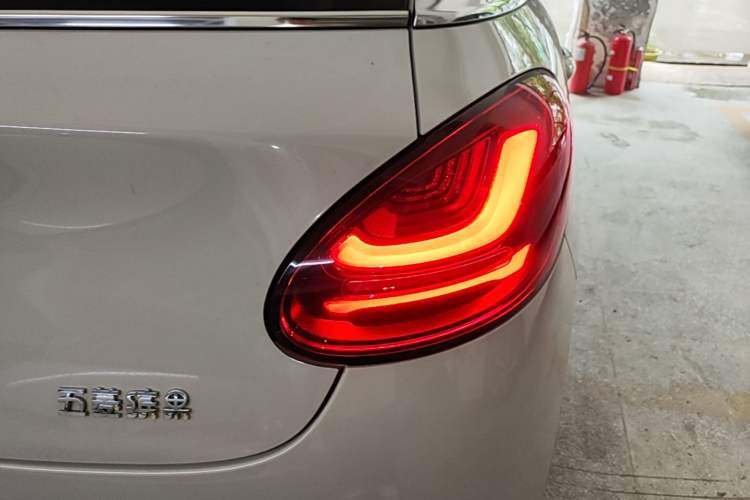 Used Wuling Bingo 2024 333 km Lingxi Connected Version Right Rear Taillight