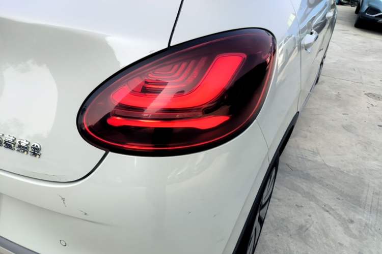 Used Wuling Bingo 2024 333 km Enjoyment Version Right Rear Taillight