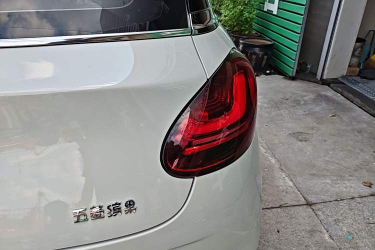 Used Wuling Bingo 2024 333 km Enjoyment Version Right Rear Taillight