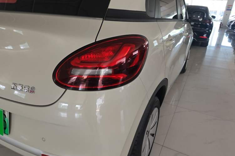 Used Wuling Bingo 2024 203km Light Edition Right Rear Taillight