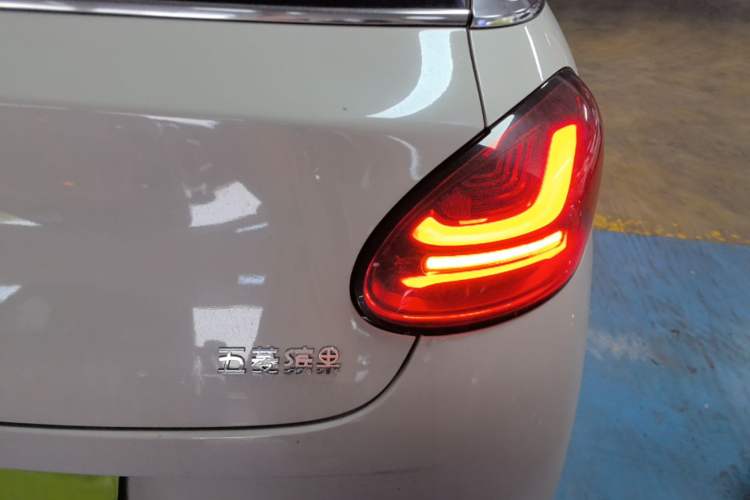 Used Wuling Bingo 2024 333 km Enjoyment Version Right Rear Taillight